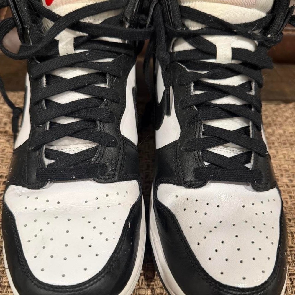 Nike Dunk Black and white sneakers